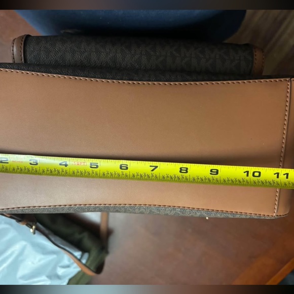 Michael kors large backpack new brown chestnut retails $149 luxury designer